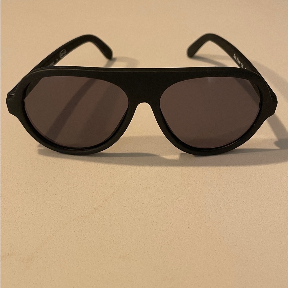 Chic Black Aviator Sunglasses for baby